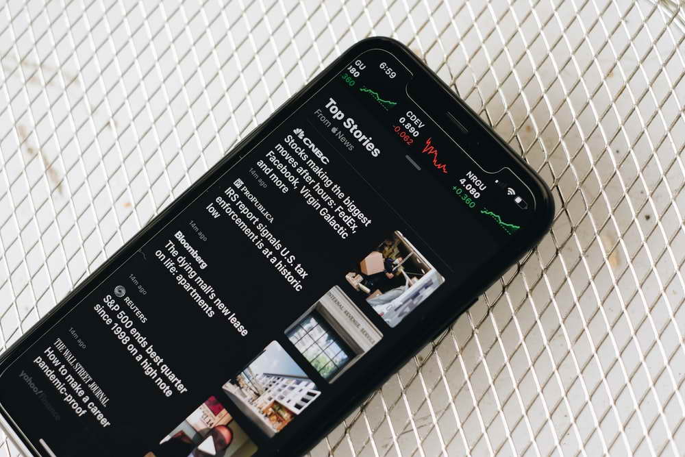 МТС: Покупателям новых Samsung угрожает проблема несовместимости с сетями РФ